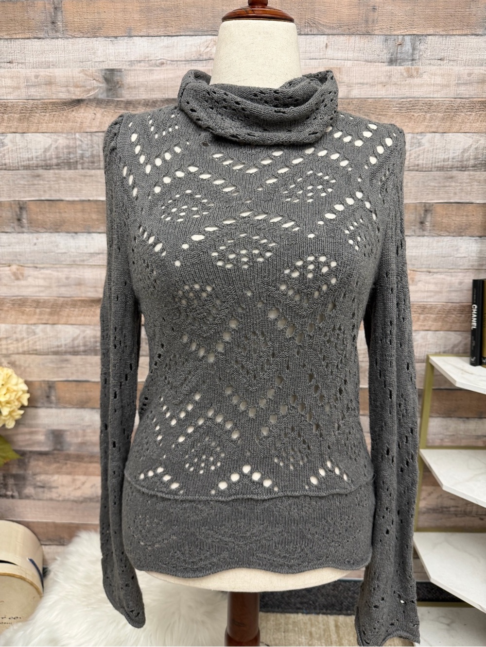 Free People gray open knit turtleneck sweater medium